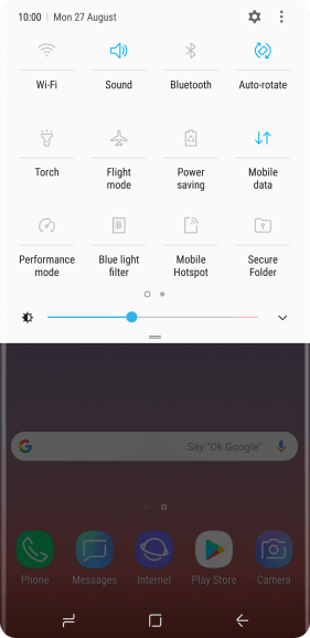 Press the mobile data icon to turn the function on or off.